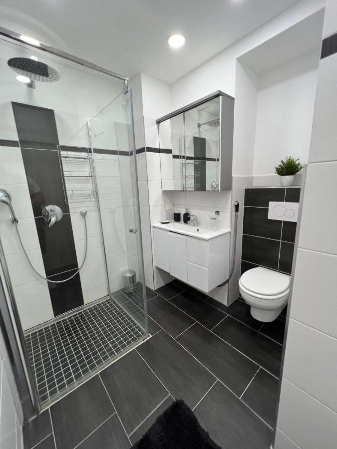 Monterey Apartment Βιέννη Εξωτερικό φωτογραφία